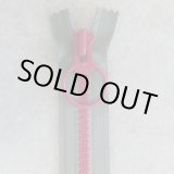 画像: リングファスナー（３８ｃｍ）グレー・ショッキングピンク