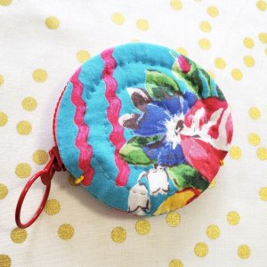 画像: まるまるポーチ（ブルーフラワー）・完成品