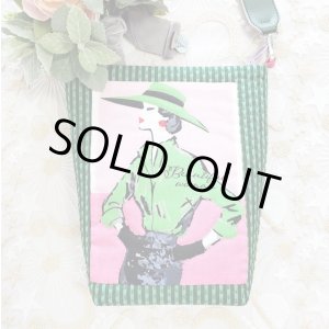 画像: フレンチガールのコラージュポシェット・完成品