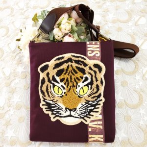 画像: とらきちのポシェット（パープル）　完成品