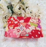 画像: 古布のポーチ（赤）完成品