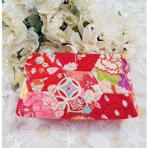 画像: 古布のポーチ(赤)完成品