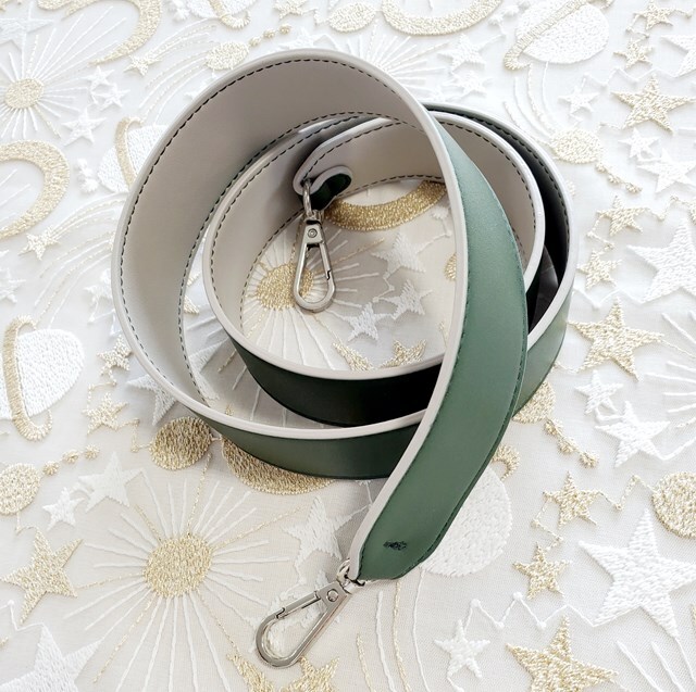 画像: フレンチガールのコラージュポシェット・完成品