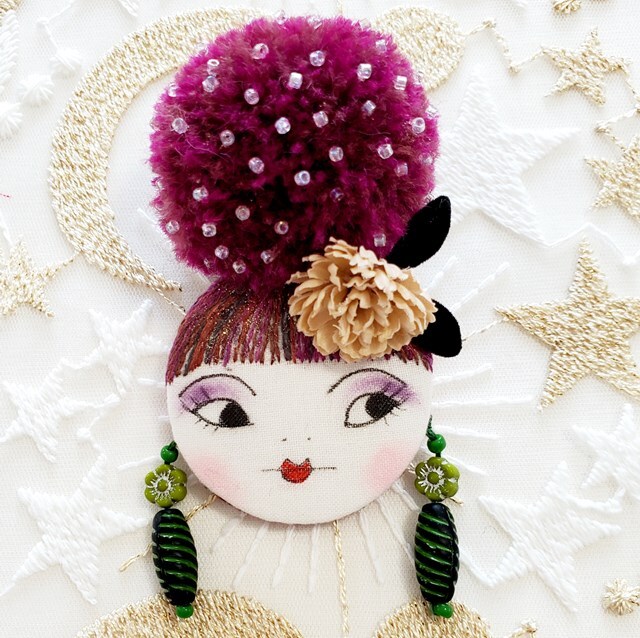 画像1: お団子ヘアゆとちゃん（パープルヘア・グリーンのイアリング）・完成品