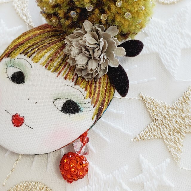 画像: お団子ヘア大人ゆとちゃん(グリーンヘア・オレンジイアリング)・完成品