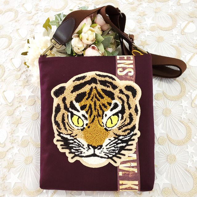 画像1: とらきちのポシェット（パープル）　完成品