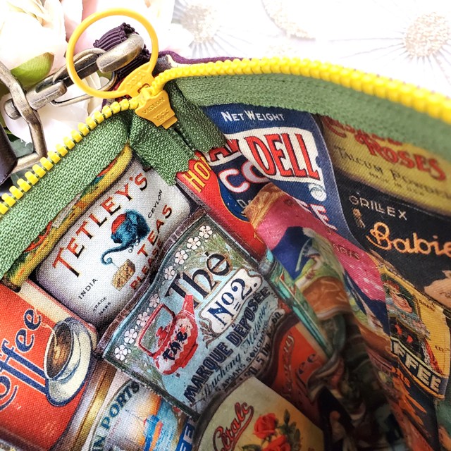 画像: とらきちのポシェット(パープル) 完成品