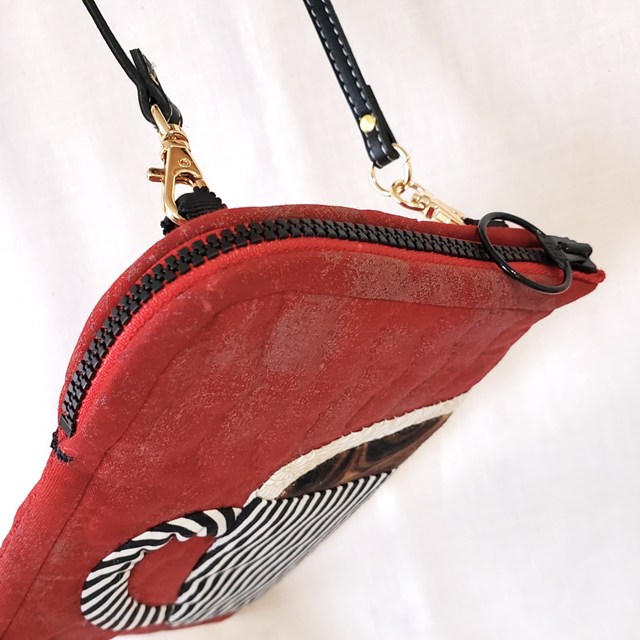 画像: コーヒーカップのポシェット(赤)