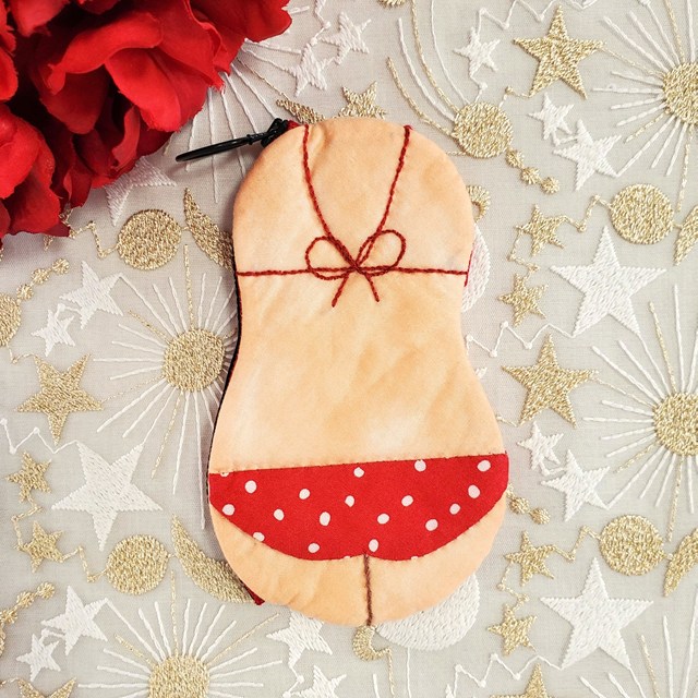 画像: キット見本・ビキニのポーチ（赤）