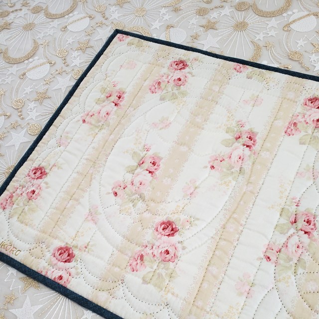 画像: キット見本・ネコのミニタペストリー（濃い色）