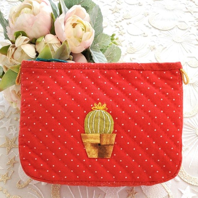 画像: キット見本・さわりたいわんこのポーチ