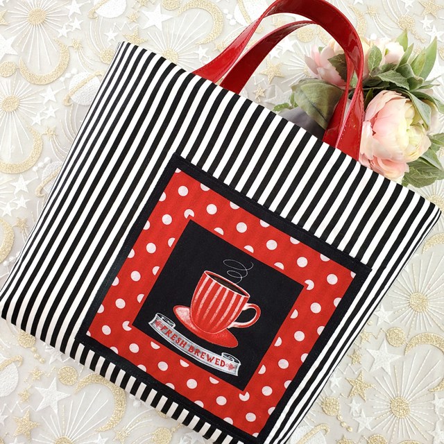 画像: USA生地＜1104＞カップのパネル