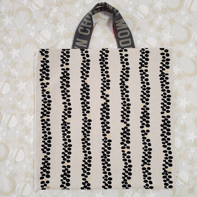 画像: 黒ねこのバッグ 完成品