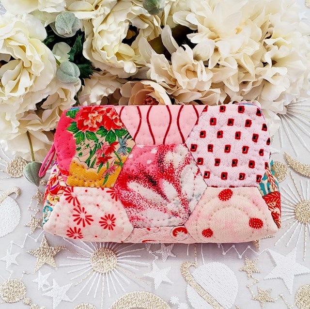 画像: 古布のポーチ(ピンク)完成品